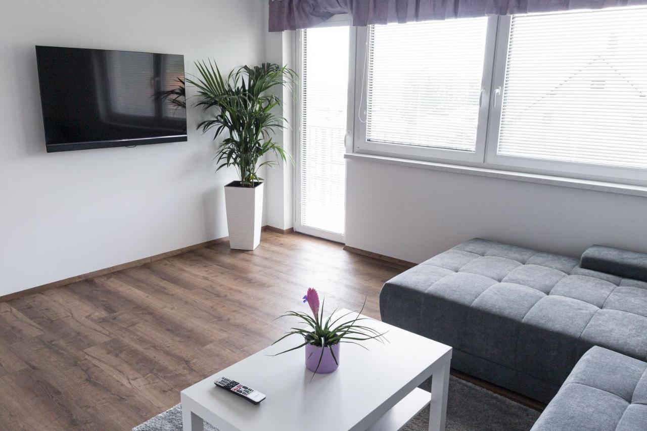 Inin Apartments Bled Esterno foto